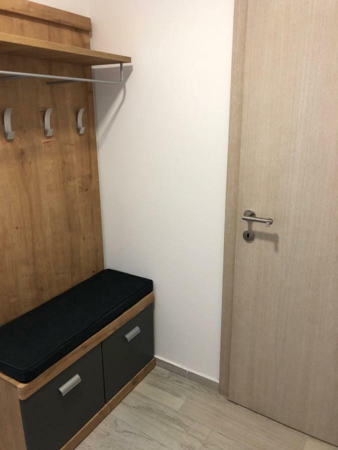 Apartmans And Rooms "Slavica" Novalja Kültér fotó