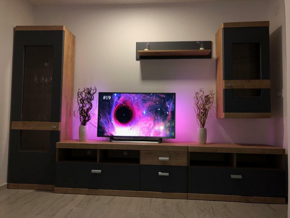 Apartmans And Rooms "Slavica" Novalja Kültér fotó