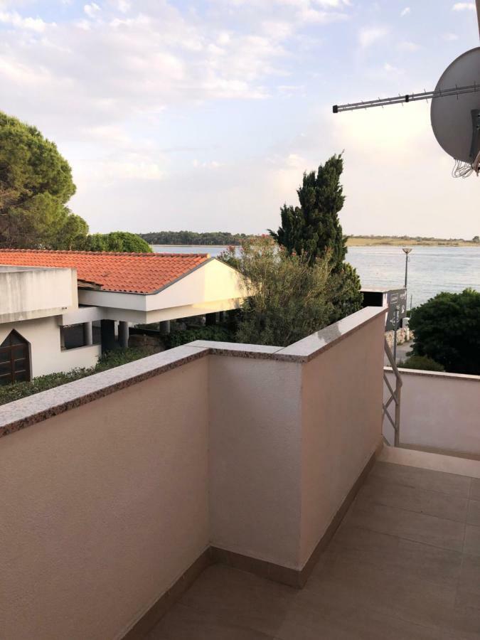 Apartmans And Rooms "Slavica" Novalja Kültér fotó